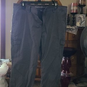 Eddie Bauer capris
